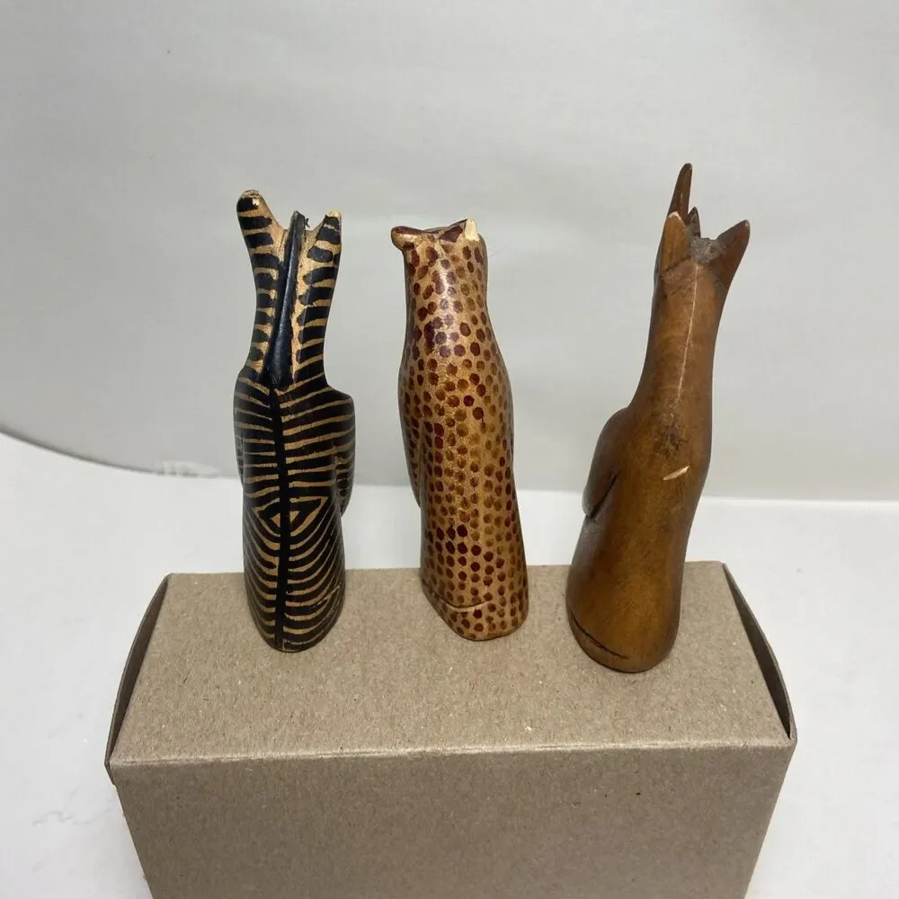 Handcarved Wooden Zoo Animal Shelf Sitters Lot of 3 Zebra Cheetah Rhino 6